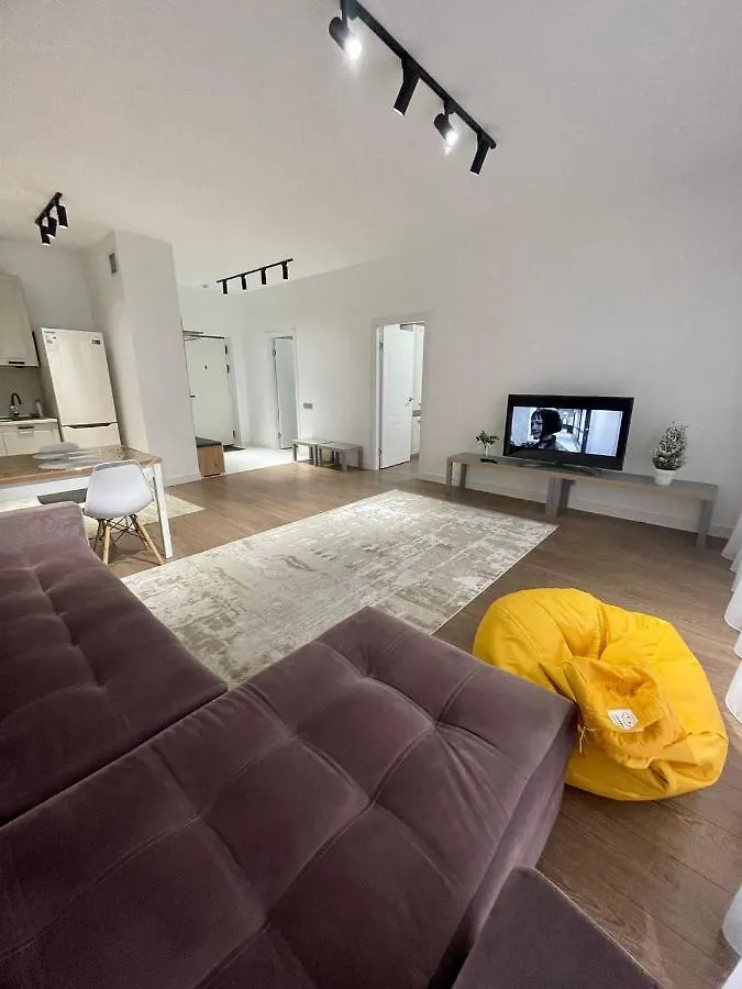 Terra: Stylish Apartment on Gagarina Street Almaty